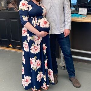 Hello MIZ Maternity Floral Maxi Dress with Belt